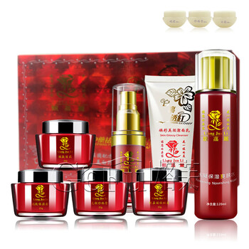 靚嘉麗套裝/禮盒控油平衡，細(xì)致毛孔，舒緩鎮(zhèn)靜，提拉緊致，保濕，淡斑，深層清潔，補(bǔ)水