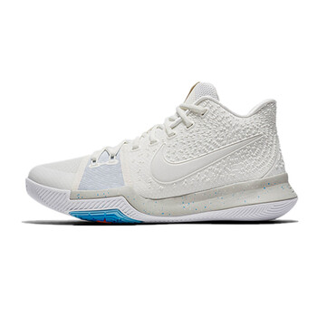 耐克（NIKE）籃球鞋852396-101 米白（輕微出樣） 44