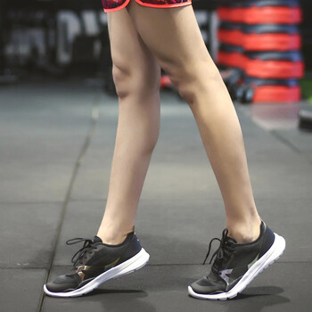 彪馬（Puma）跑步鞋362738-01 36