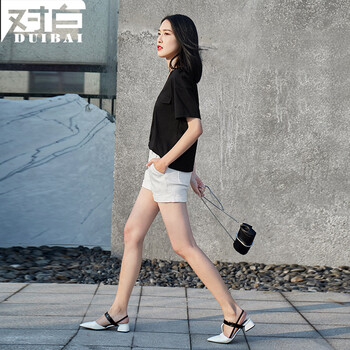 對白（DUIBAI）  短袖 T恤 女 V領(lǐng)