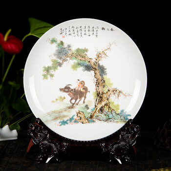 精美陶瓷擺件，裝點(diǎn)溫馨生活