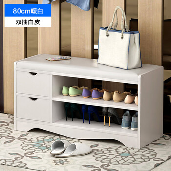 簡約家居凳，讓衣物整潔又實用