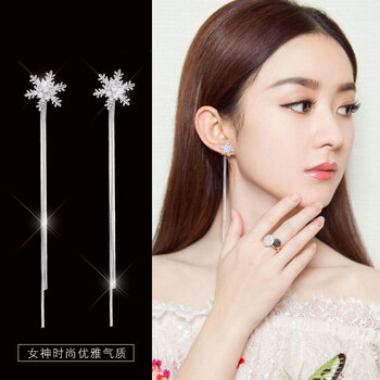 個性流蘇耳環(huán)，讓你美出新高度