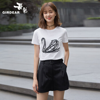 哥弟（GIRDEAR） 立體裁剪 短袖 T恤 女 圓領(lǐng)