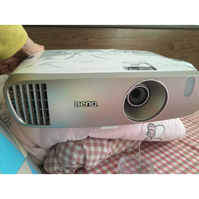 解析明基w2000跟w1500哪个好？盘点有区别吗？
