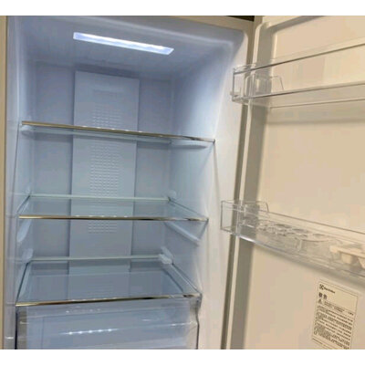 达人评测伊莱克斯EBE2201TS冰箱怎么样？老手解密诉说