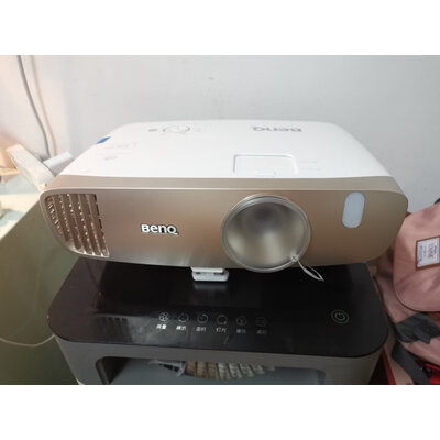 点评明基w2000 和2000哪个好？使用区别大不大？