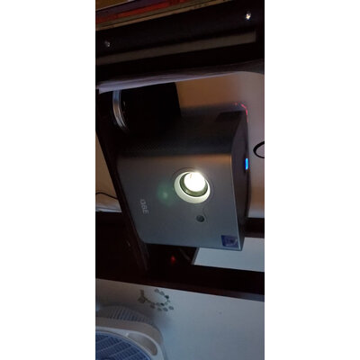 测评大眼橙x7d和极米z6x哪个好？剖析有区别吗？