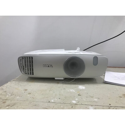 谈谈优派px727和明基w1120哪个好？讨论区别有吗？