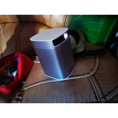 评价极米play 和极米play特别版哪个好？分享有何区别？