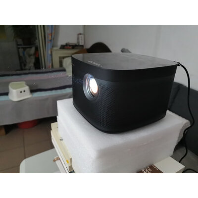 分析极米z8x和h2哪个好？曝光有什么区别？
