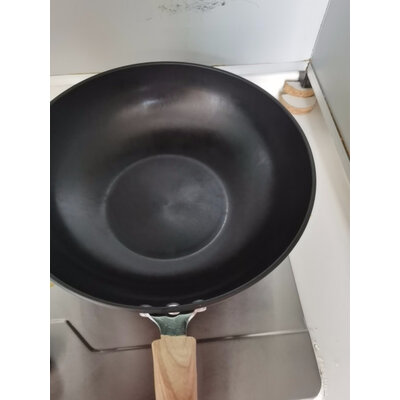 内行人吐槽炊大皇（COOKER KING）炒锅值不值的买，优缺点评测曝光