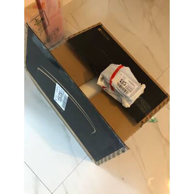 入手坚果j7s和极米z8x哪个好？反馈区别有没有？
