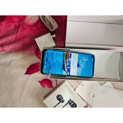 vivo S9e参数配置看看两个月感受分享！