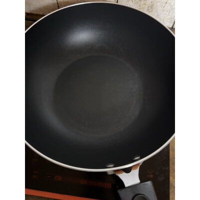 内行人吐槽炊大皇（COOKER KING）炒锅值不值的买，优缺点评测曝光