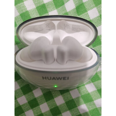 客观爆料华为HUAWEI FreeBuds 5i无线耳机体验反馈优缺点，交流半个月经验分享