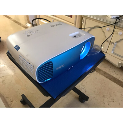 使用明基tk800m和w1700m哪个好？谈谈有没有区别？