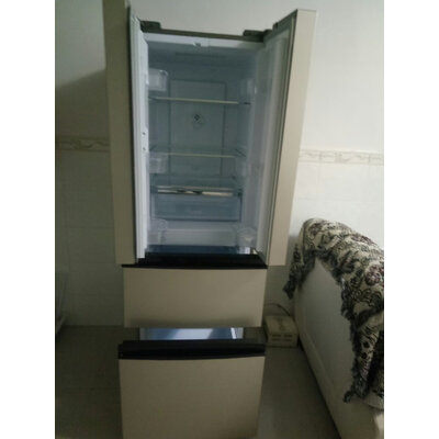 使用点评伊莱克斯EHE3209TD冰箱怎么样？求助专业评测