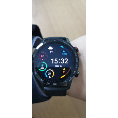 如何答：apple watch series 6与se区别如何，目前入手哪个好些！