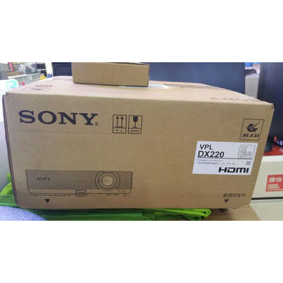 评价索尼vpldx221与坚果G7哪个好？分享有区别吗？