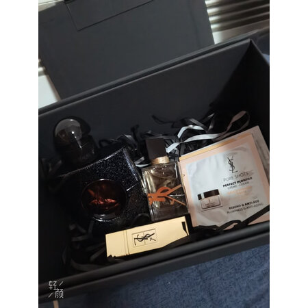 入手解密圣罗兰YSL反转巴黎系列值不值呢，真的不值得拥有吗