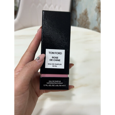 大家评测汤姆福特TOM FORD香水（珍华乌木香型）是真的很优质吗，交流三星期感受分享