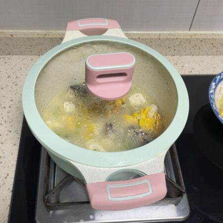 大家点评闪闪优品2071 芬兰云杉绿汤锅做工如何，体验真的不好吗