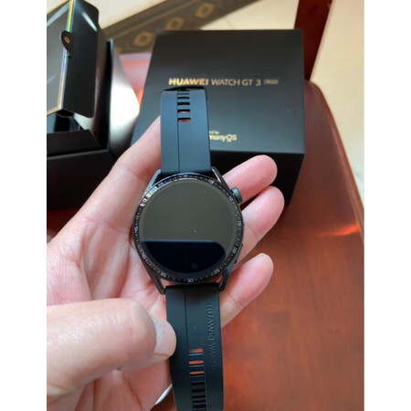 讨论分析评测华为watchgt3和gt3pro区别是什么？哪款好用？20天亲身体验感受报告