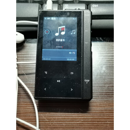 已经入手评测月光宝盒z6pro和爱国者105plus有什么区别？哪个更好？一个月的使用感受反馈