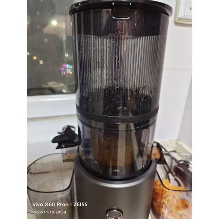 请问感受惠人原汁机H300e跟h300对比哪个好用点？有区别没有？争议点在哪里