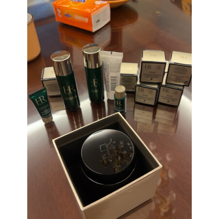 上手爆料赫莲娜面霜真实使用心得？入手必看感受！