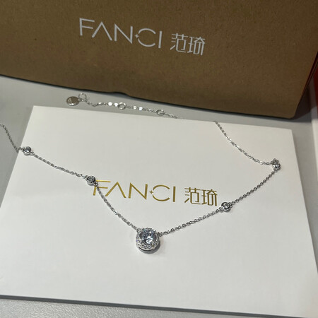 上手分析范琦（Fanci）项链可以入手的吧，谁晓得内幕呀，