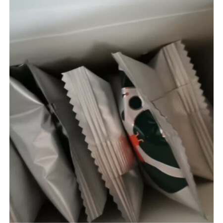 真实解密英氏松脆米饼尝鲜装（牛奶香蕉味）质量真的好吗，是不是真的啊