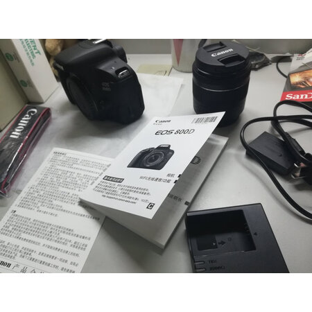 分析讨论一下佳能eos850d和尼康d7500有什么区别？哪款好？据说有很多人吐槽