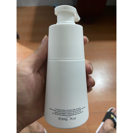 客观评论一下极男水润亲和美白洁面乳是不是可以？已入手!说说感受吧!！