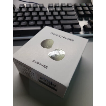打听评测三星Galaxy Buds2和声阔降噪舱有没有区别？哪款好？高手进来讲一讲