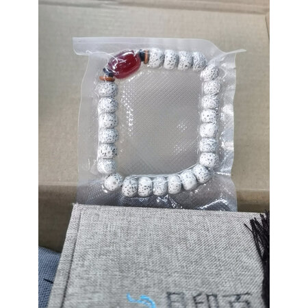 体验感受测评月印百川星月菩提子文玩手串真实使用心得？用了一个月感受分享！