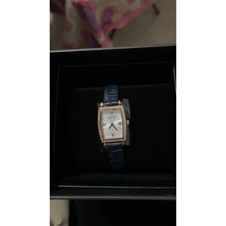 参考感受阿玛尼(Emporio Armai)小绿表测评好不好，一定看看真相