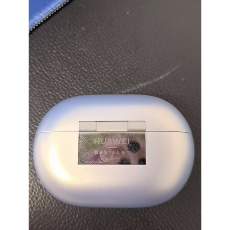 看看解密华为freebudspro2和freebuds lipstick区别有吗？哪个好用点？探讨测评解密必看