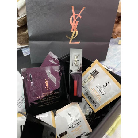 大家入手感受圣罗兰YSL黑管唇釉使用心得如何，半年真实感受分享