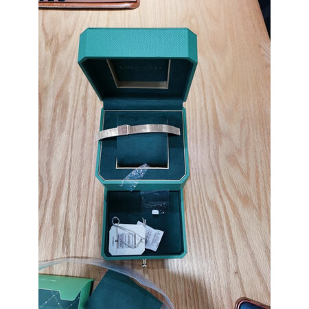 使用揭秘lola rose小绿表和阿玛尼满天星哪款好用些？有啥区别？不看都后悔了！