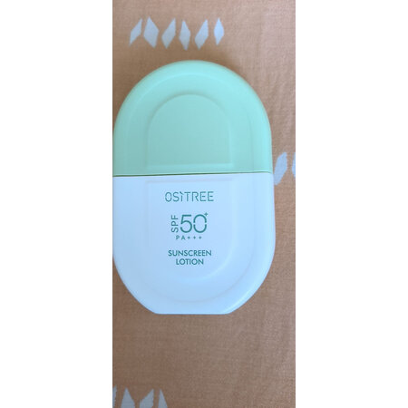 真实测评体验柳丝木（Ositree）粉底液/膏真的值得入手吗，交流一周心得分享