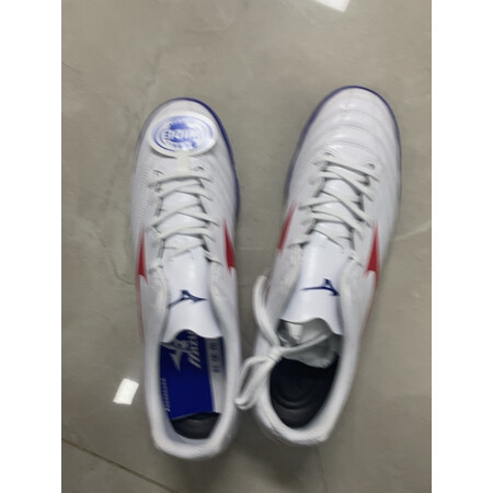 上手剖析美津浓（MIZUNO）足球鞋真实的经验分享？使用两个月真相分享！