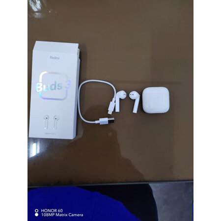 真实体验小米redmibuds3和荣耀亲选 Earbuds X2区别是什么？哪款好用？优缺点详细剖析评测
