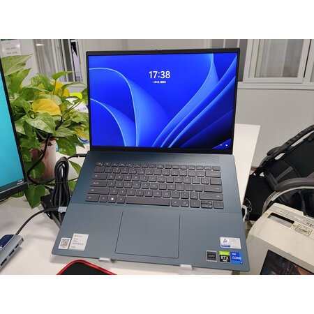 过问一下戴尔灵越16plus和15plus区别是什么？哪个好？达人评测解密
