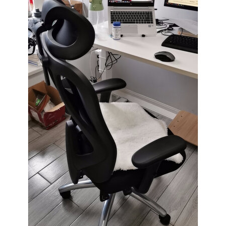 黑白调电脑椅和非洲鹰对比哪个好点-黑白调电脑椅和非洲鹰对比深度对比_http://www.meifudie.com_好物_第5张