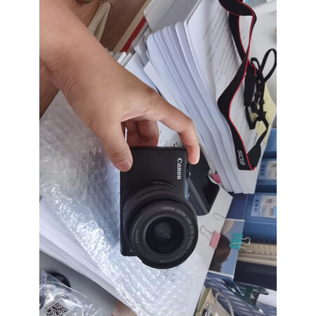 网友曝光佳能eos m200和g7x2区别有吗？哪个好一些？老司机揭秘测评
