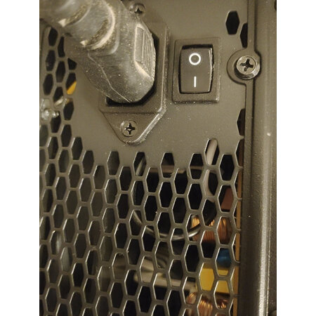 网友吐槽游戏悍将AK700使用靠不靠谱，网友吐槽评价反馈感受-盒子日记