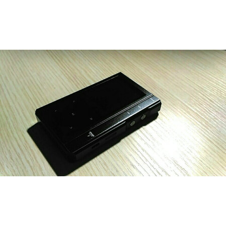 请教体验月光宝盒z6pro和erosQ2区别有吗？哪个好一些？使用一个月如何