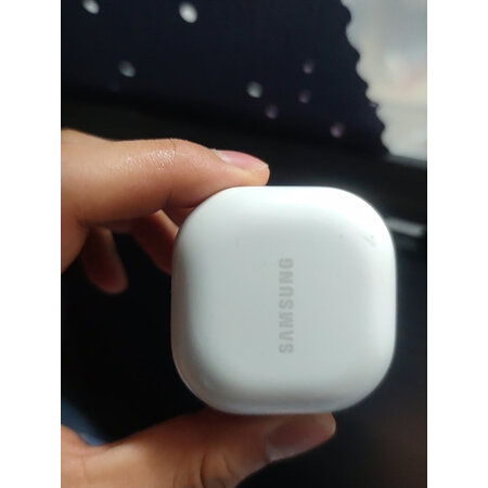 全新爆料三星galaxy buds2和索尼xm4区别有吗？哪个好用些？吐槽一个月感受质量大曝光